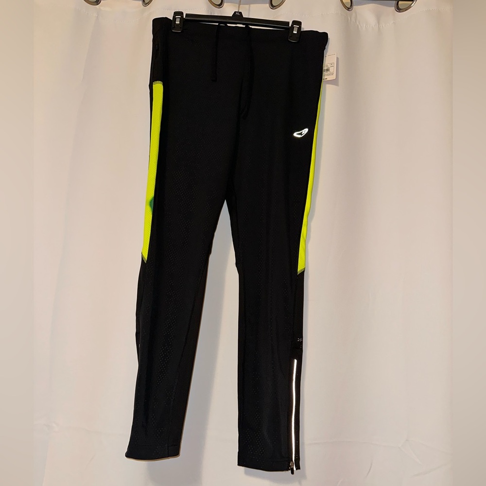 Women’s 9 Champion workout leggings